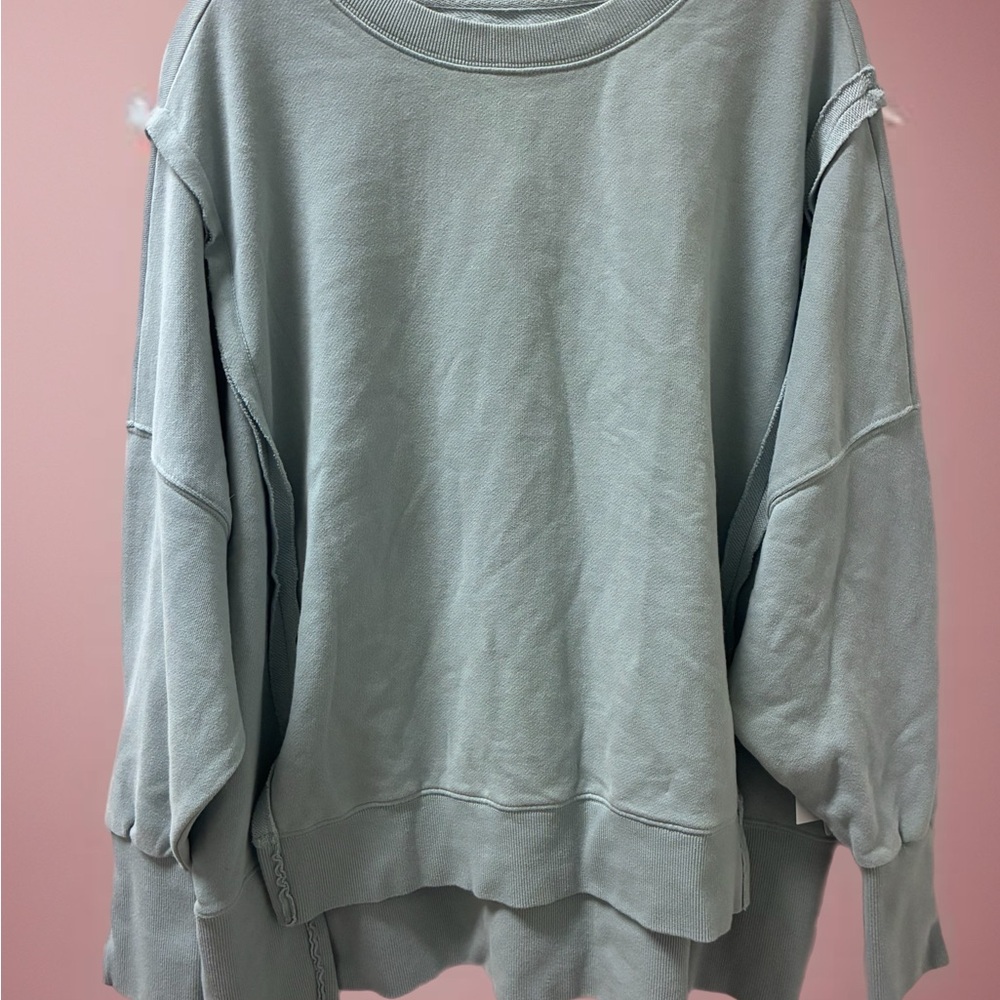 Arizona Jean Company Women’s Sage Green Oversized Sweatshirt Size M